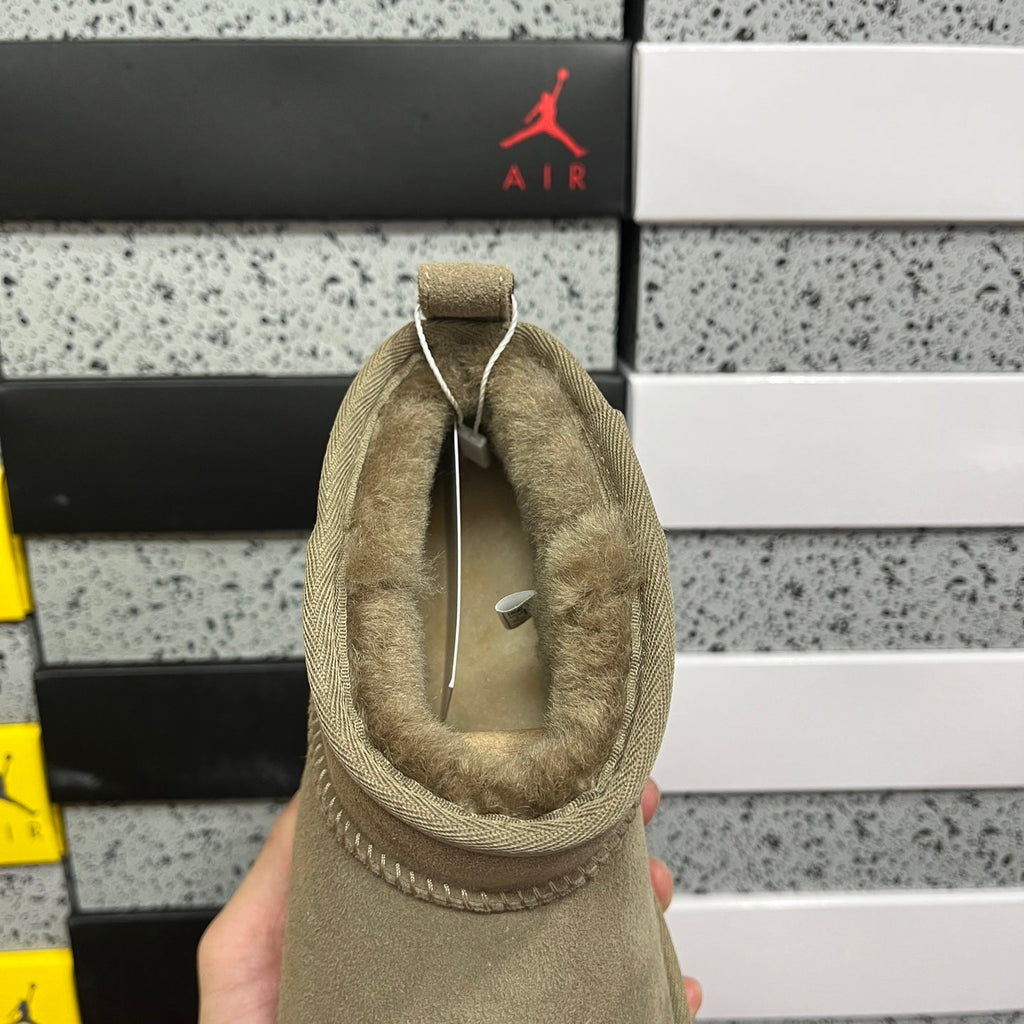 UGG Classic Ultra Mini Boot – Suede Ankle Boot with Shearling Lining, Herringbone Collar & Tonal Lug Sole in Olive
