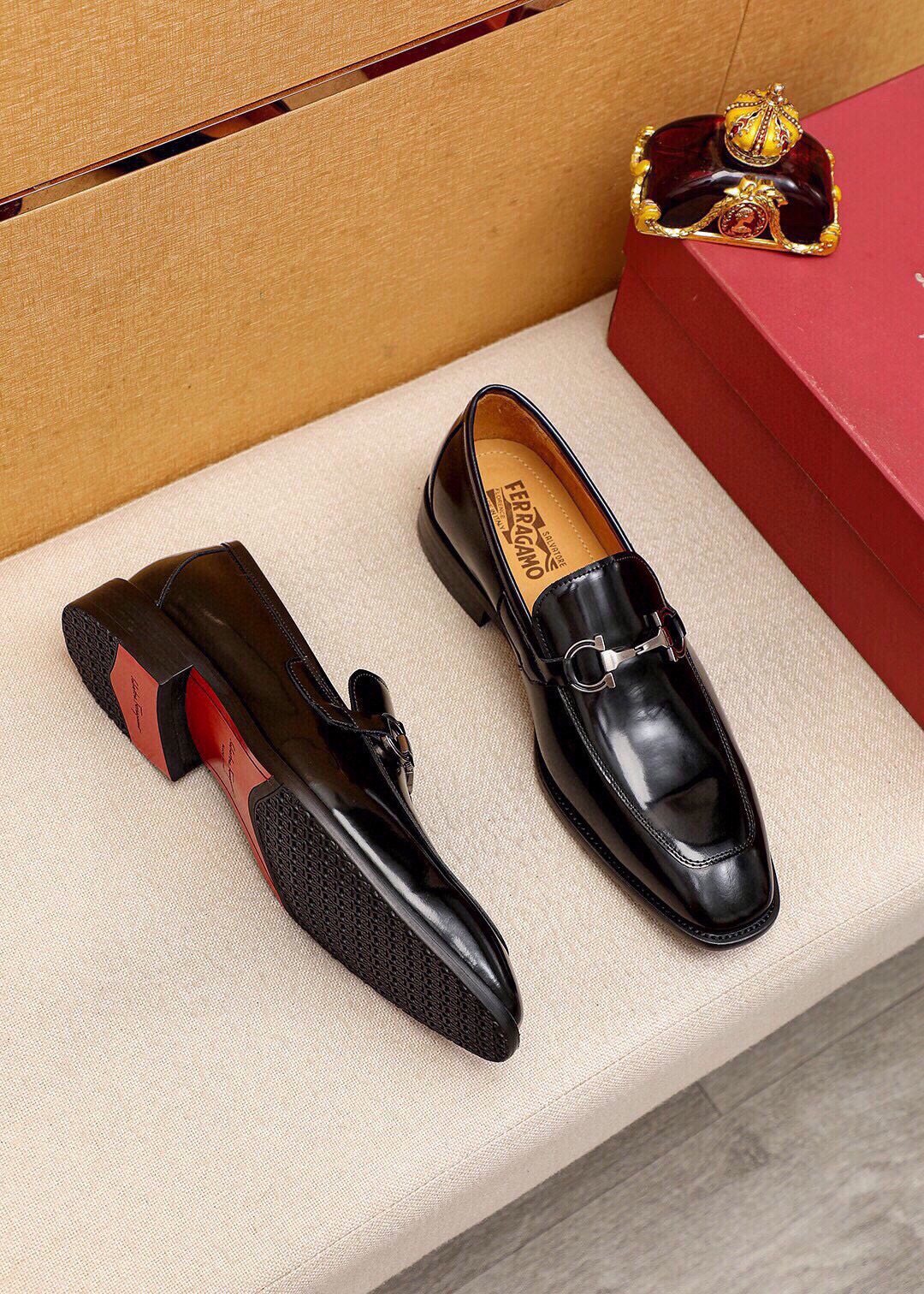 Ferragamo Buckle Leather Loafers